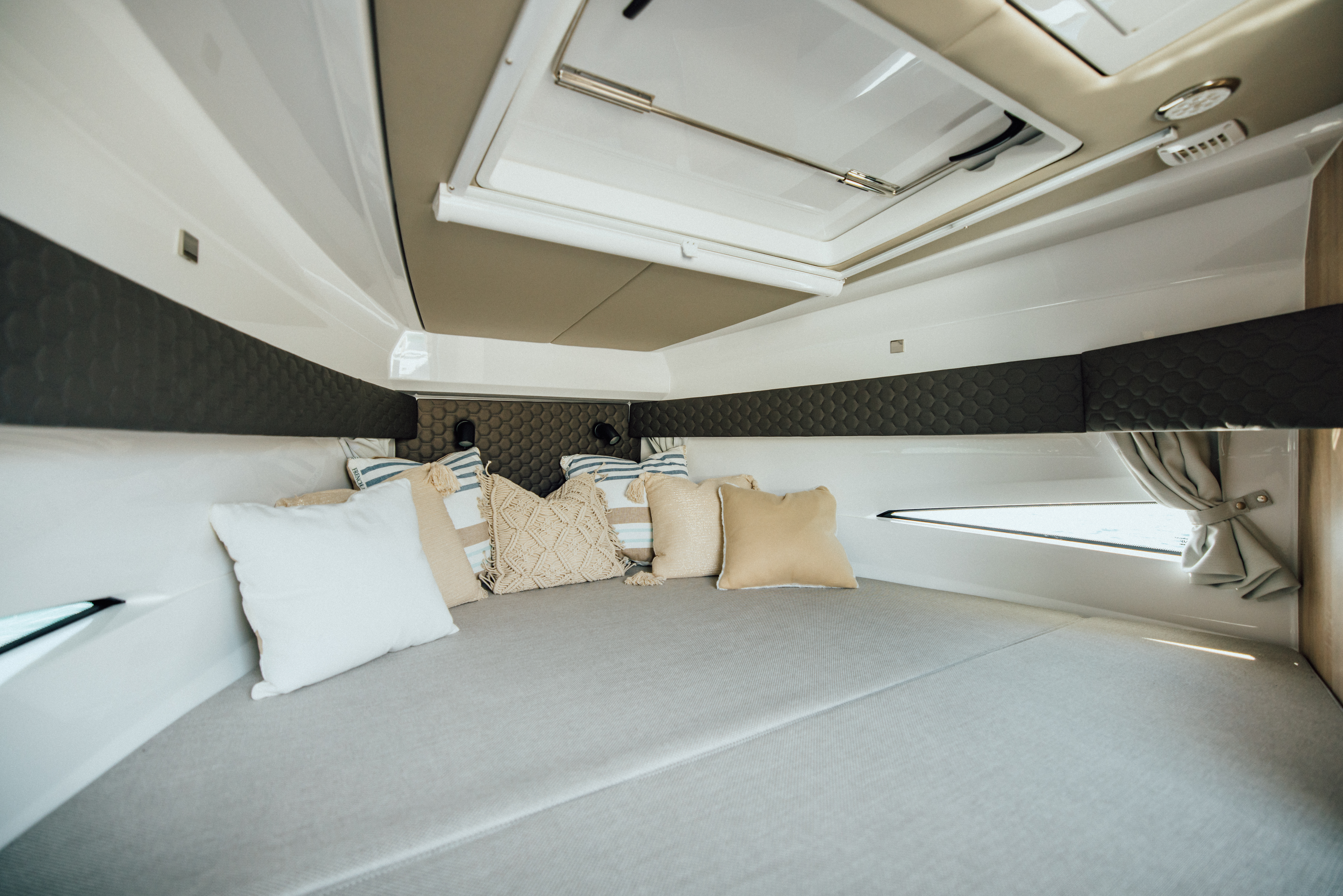 N830 MY2025 CANNES 67