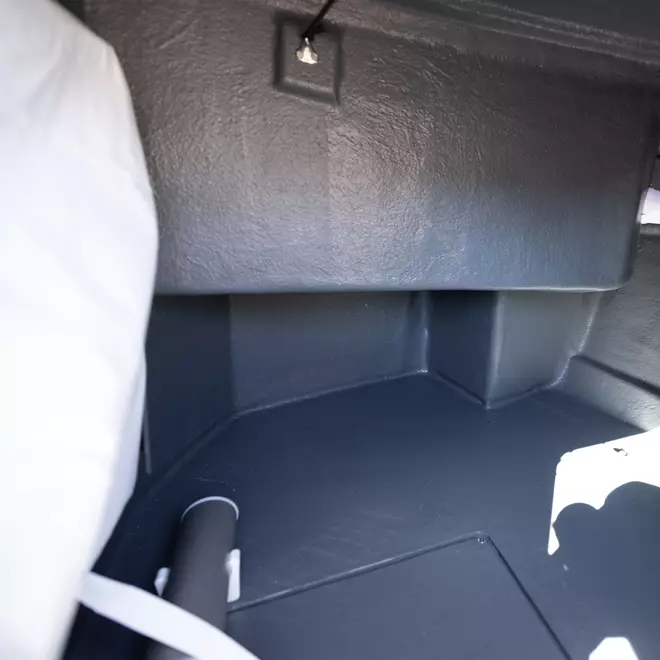 Bilde 14 1X1 Storage In Cockpit