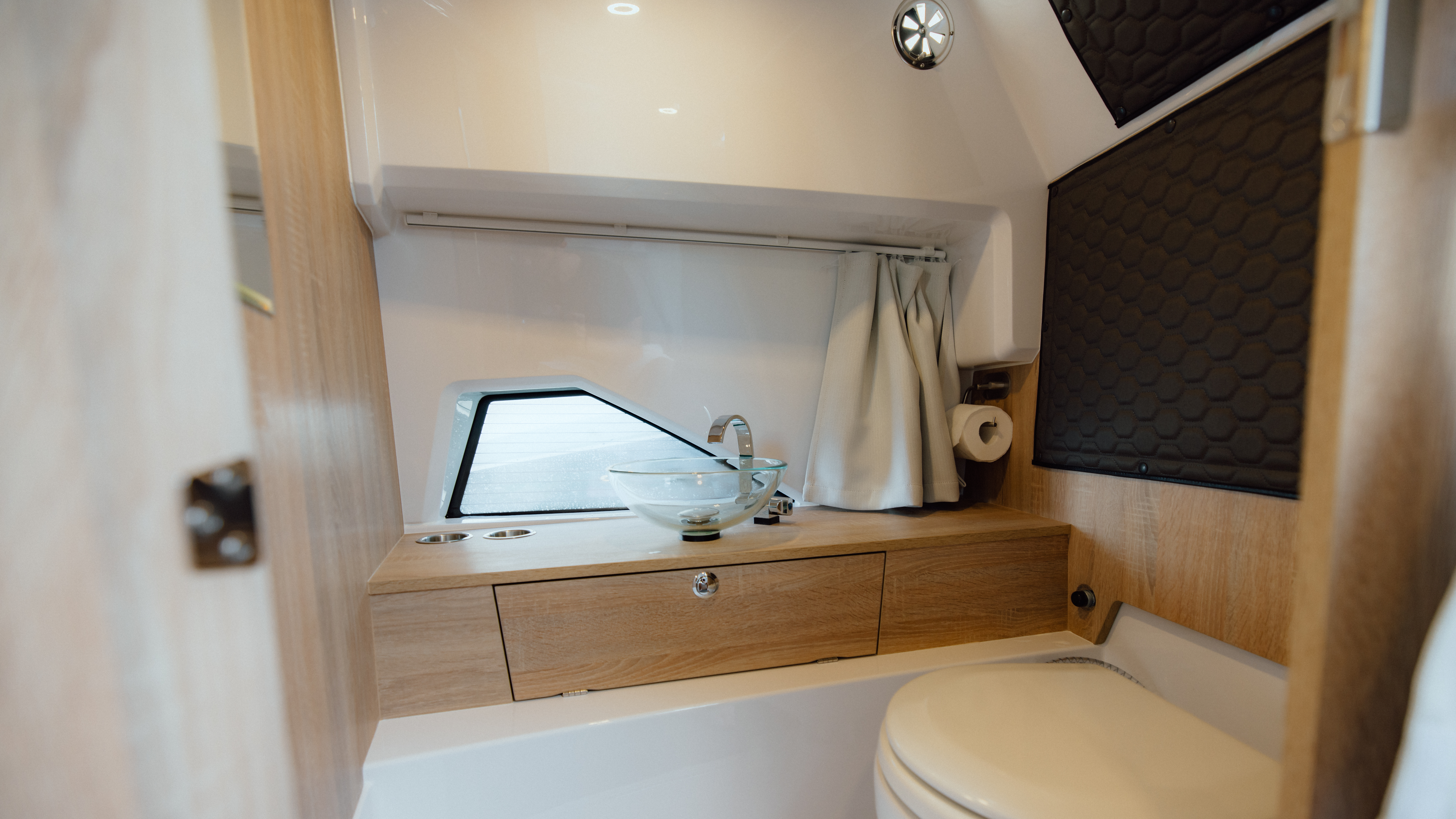 C905 MY2025 CANNES 66