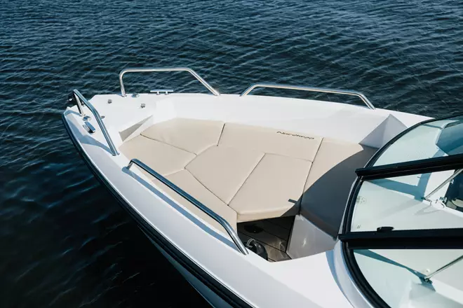 Bilde 3 3X2 Bow Overview With Sunbed