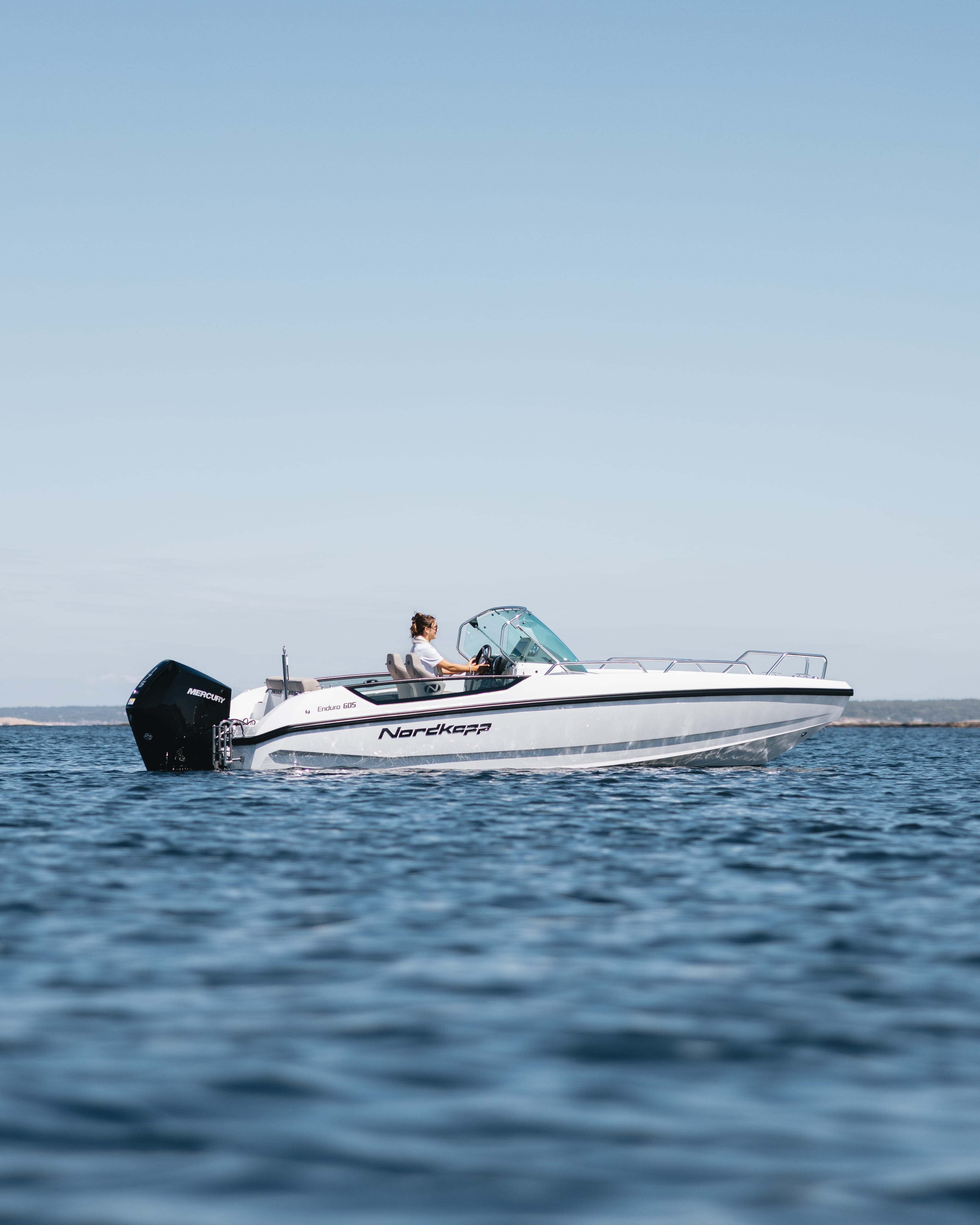 How to take better boating photos