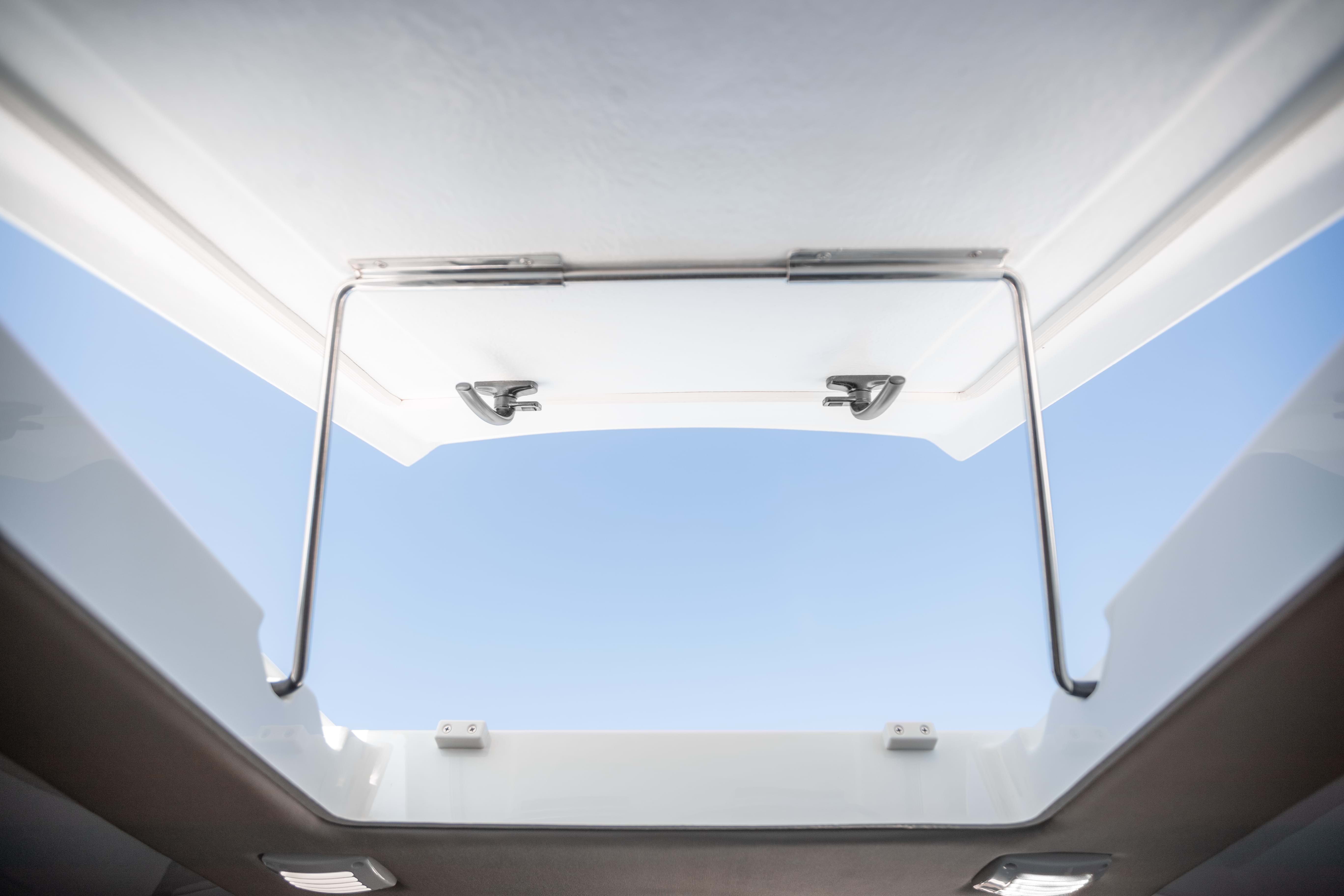 Nordkapp Noblesse 720 - daycruiser - båt - kabinluke